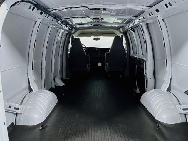 2026 GMC Savana Cargo 3500 Extended Wheelbase, Work Van, RWD
