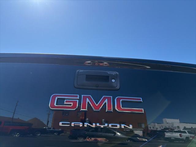 2021 GMC Canyon 4WD Crew Cab Short Box AT4 - Leather