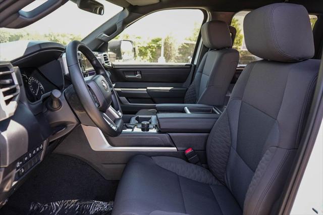 2026 Toyota Tundra SR5 CrewMax 5.5' Bed