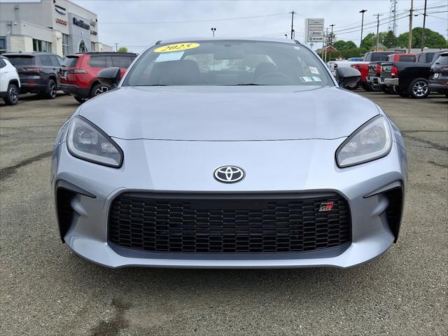 2025 Toyota GR86 Premium