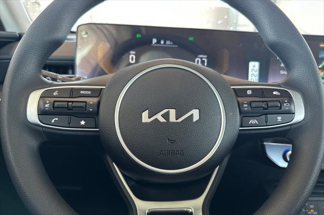 2026 Kia K5 LXS FWD