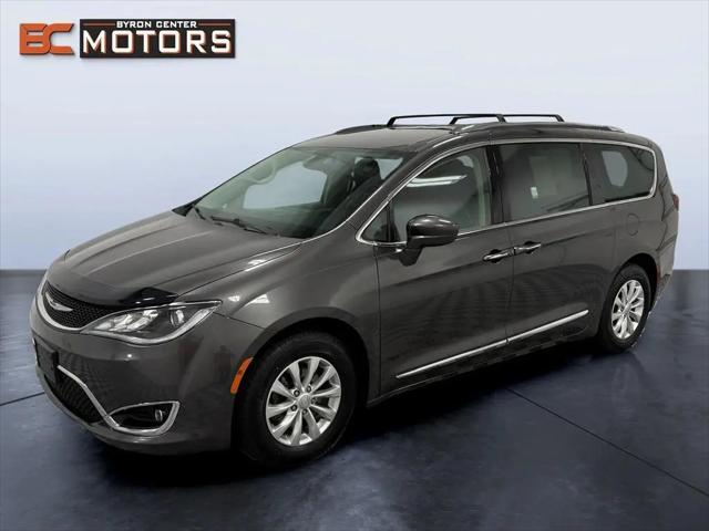 2018 Chrysler Pacifica Touring L for sale in Byron Center, MI