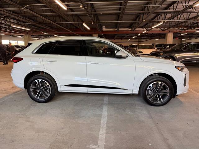 2026 Audi Q5 Premium TFSI quattro S tronic