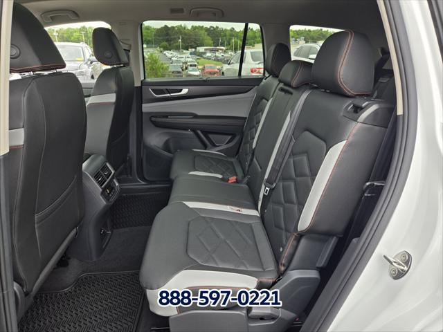 2026 Volkswagen Atlas Peak Edition