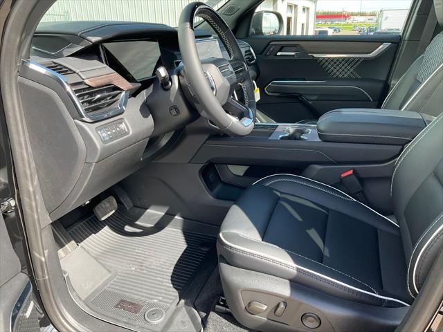2026 GMC Acadia Denali AWD