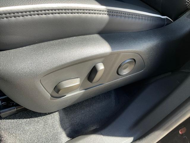 2026 GMC Acadia Denali AWD