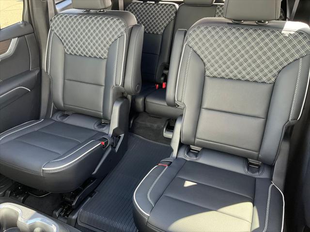 2026 GMC Acadia Denali AWD