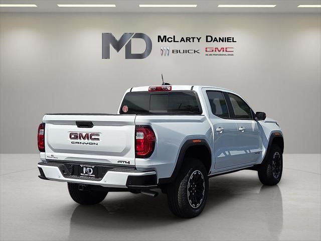 2026 GMC Canyon AT4, 4WD