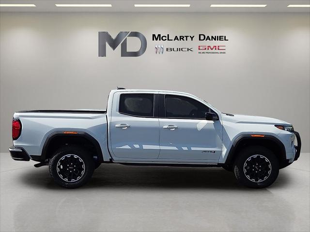 2026 GMC Canyon AT4, 4WD