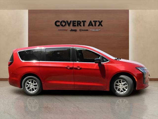 2027 Chrysler Pacifica Select