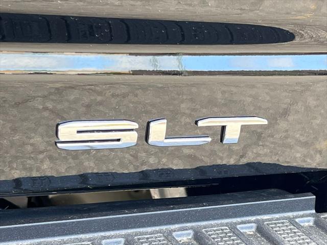 2026 GMC Sierra 2500HD Crew Cab, Standard Bed, SLT, 4WD