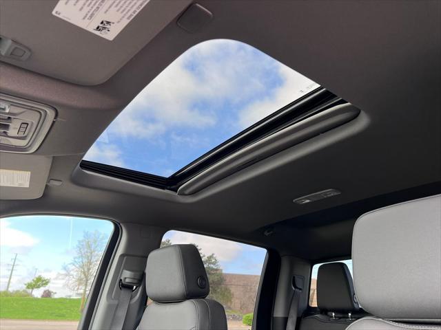 2026 GMC Sierra 2500HD Crew Cab, Standard Bed, SLT, 4WD