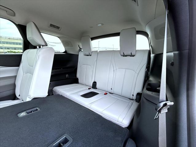 2027 INFINITI QX60 LUXE