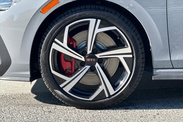 2026 Volkswagen Golf GTI SE