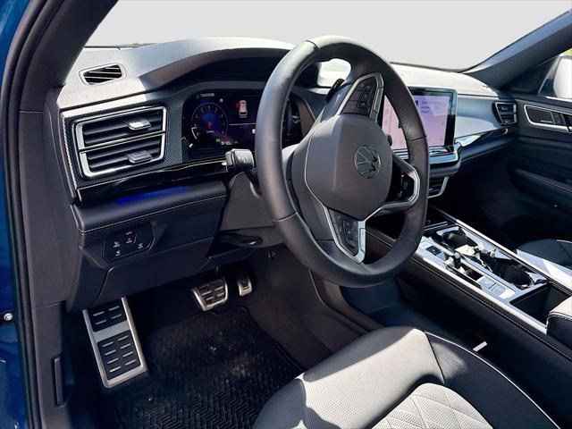 2026 Volkswagen Atlas Cross Sport SEL Premium R-Line