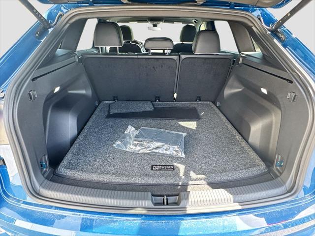 2026 Volkswagen Atlas Cross Sport SEL Premium R-Line