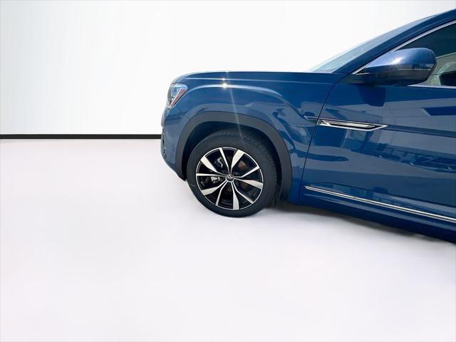2026 Volkswagen Atlas Cross Sport SEL Premium R-Line