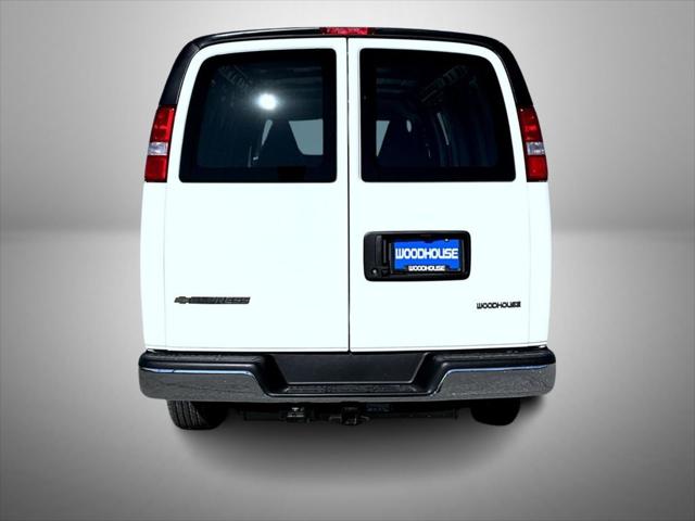 2026 Chevrolet Express Cargo Van 3500 Extended Wheelbase, WT, RWD