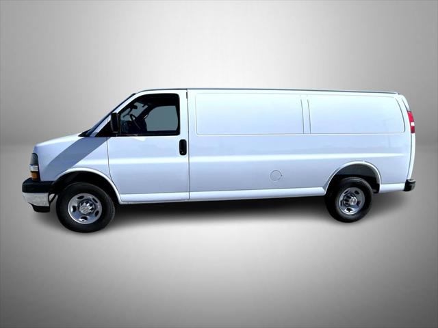 2026 Chevrolet Express Cargo Van 3500 Extended Wheelbase, WT, RWD