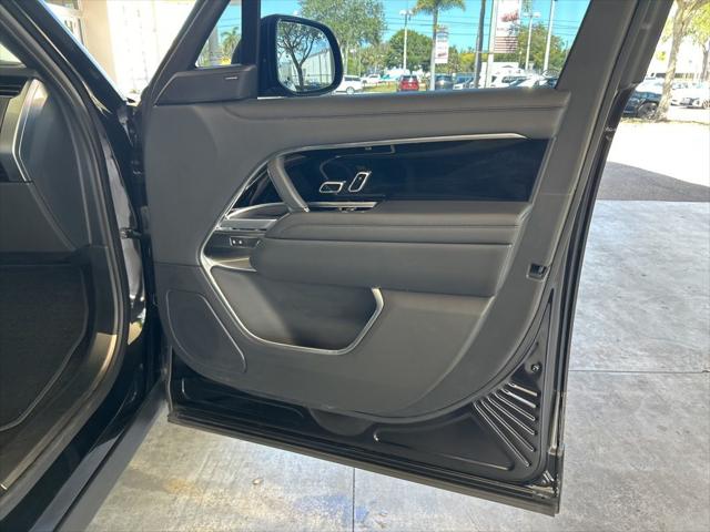 2024 Land Rover Range Rover P400 SE