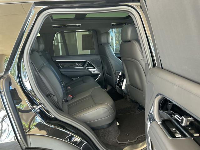 2024 Land Rover Range Rover P400 SE