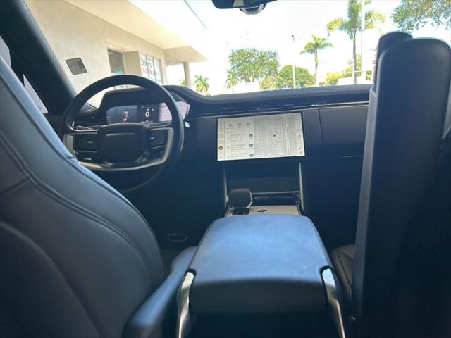2024 Land Rover Range Rover P400 SE