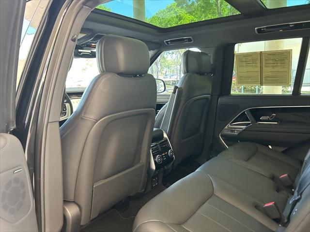 2024 Land Rover Range Rover P400 SE