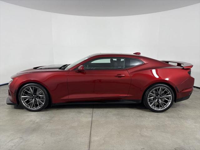 2022 Chevrolet Camaro RWD Coupe ZL1