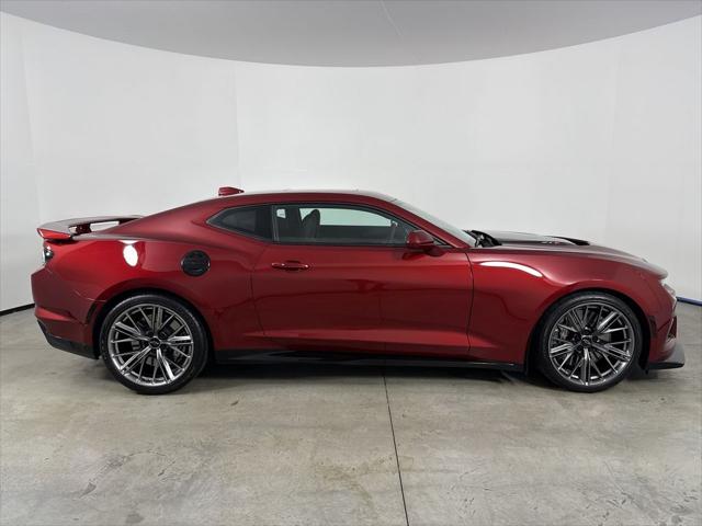 2022 Chevrolet Camaro RWD Coupe ZL1
