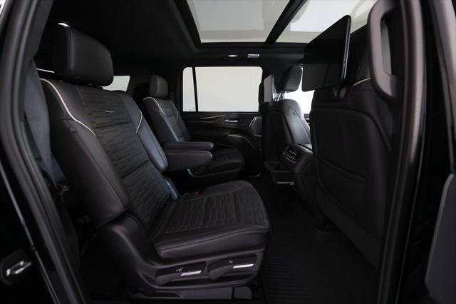 2024 Cadillac Escalade ESV 4WD Premium Luxury Platinum