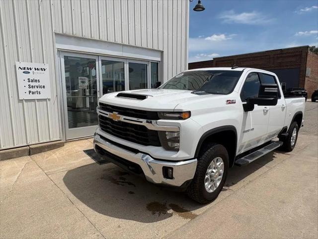 2024 Chevrolet Silverado 2500HD 4WD Crew Cab Standard Bed LT for sale in Pocahontas, IA