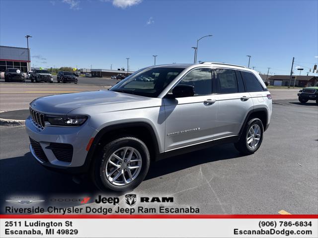 2026 Jeep Grand Cherokee GRAND CHEROKEE LAREDO 4X4