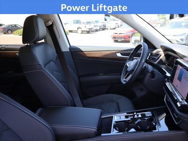 2026 Volkswagen Atlas SE with Technology