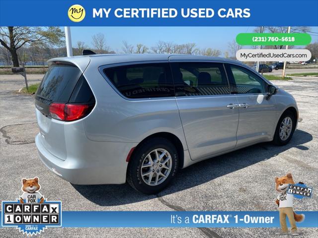 2023 Chrysler Voyager LX