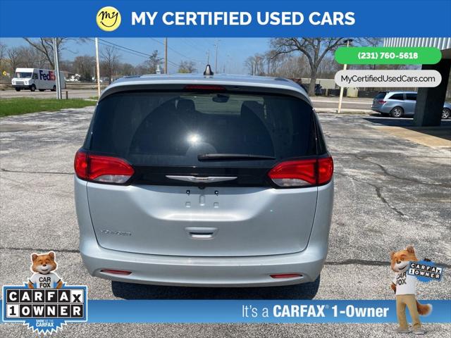 2023 Chrysler Voyager LX