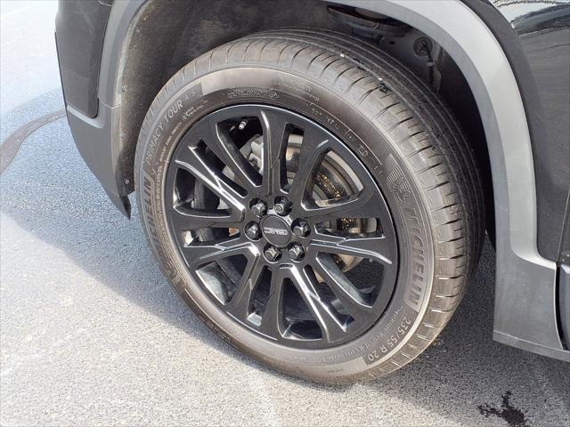 2023 GMC Acadia FWD SLT