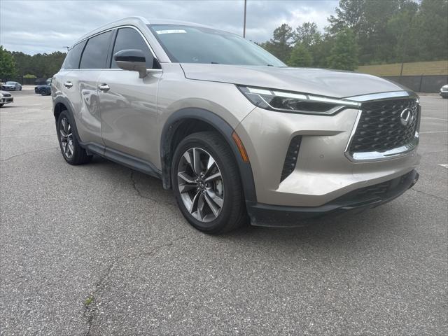 2023 INFINITI QX60 LUXE