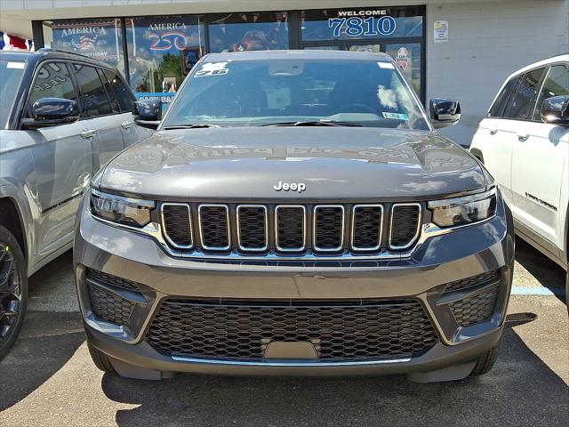 2026 Jeep Grand Cherokee GRAND CHEROKEE LAREDO X 4X4 2026 Jeep Grand Cherokee GRAND CHEROKEE LAREDO X 4X4