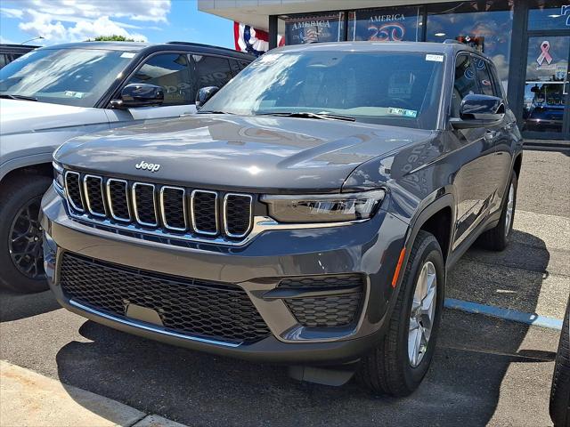 2026 Jeep Grand Cherokee GRAND CHEROKEE LAREDO X 4X4 2026 Jeep Grand Cherokee GRAND CHEROKEE LAREDO X 4X4