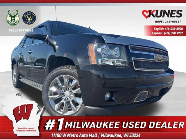 2013 Chevrolet Avalanche LTZ for sale in Milwaukee, WI