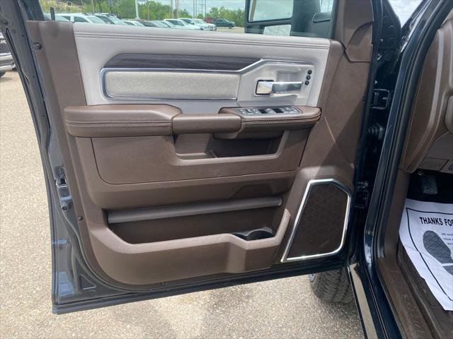 2026 Ram 3500 Laramie Crew Cab 4x4 6'4" Box