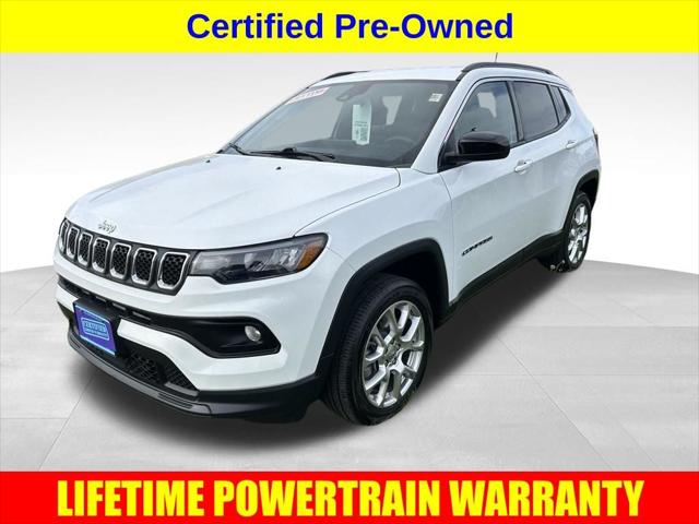 2023 Jeep Compass Latitude Lux FWD for sale in Burlington, WI