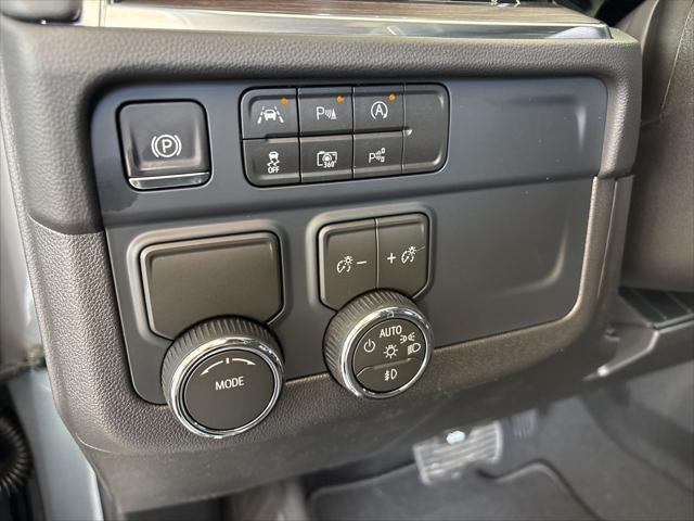 2026 Chevrolet Suburban LT, RWD