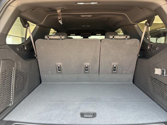 2026 Chevrolet Suburban LT, RWD