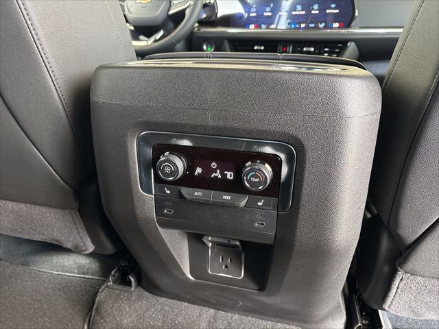 2026 Chevrolet Suburban LT, RWD