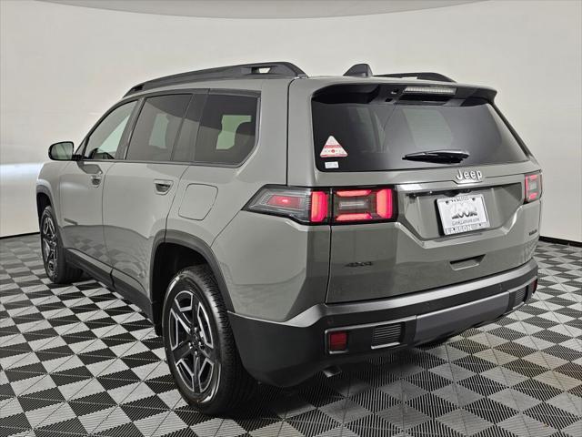 2026 Jeep Cherokee Laredo 4x4