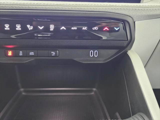 2026 Jeep Cherokee Laredo 4x4