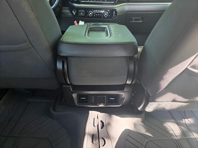 2023 Chevrolet Silverado 1500 4WD Crew Cab Standard Bed LT