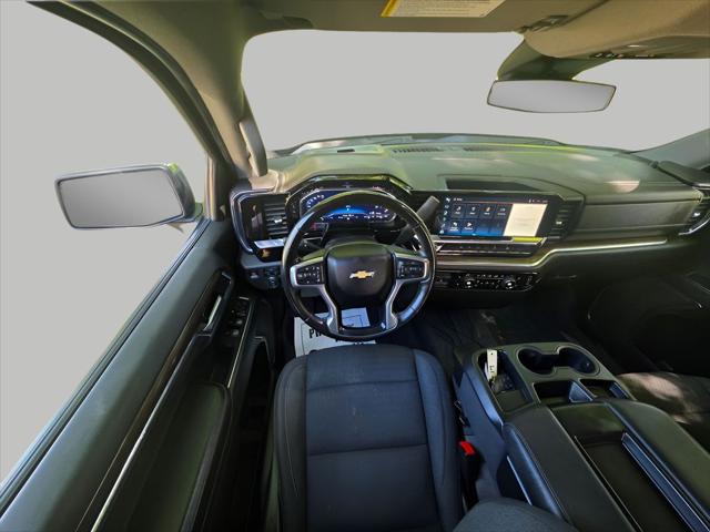 2023 Chevrolet Silverado 1500 4WD Crew Cab Standard Bed LT