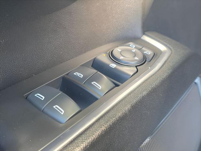 2023 Chevrolet Silverado 1500 4WD Crew Cab Standard Bed LT